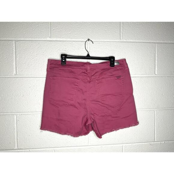 < Seven7 Plus Size Pink “Weekend Short” Size 16 > - Picture 5 of 6